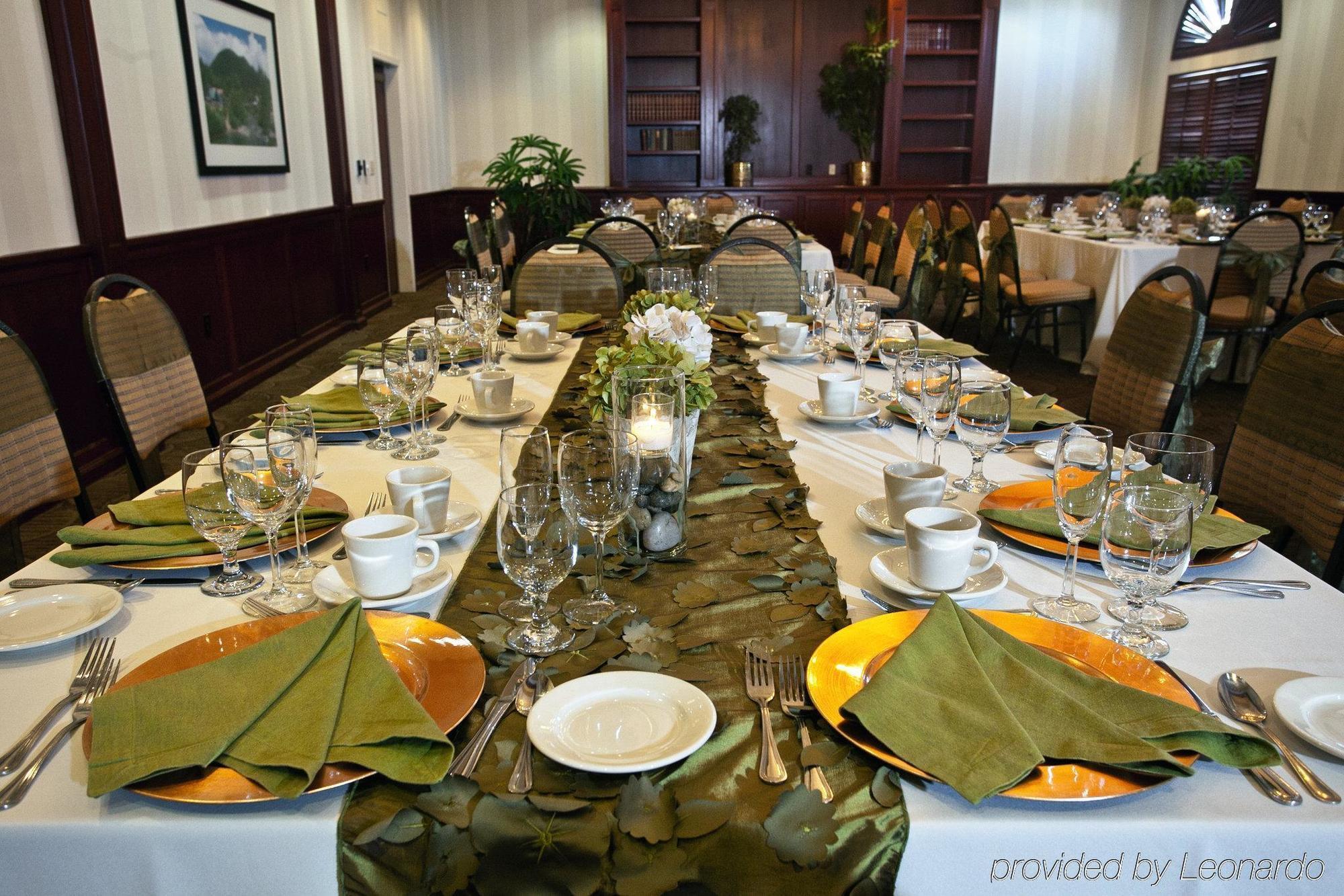 Holiday Inn Auburn By Ihg Esterno foto